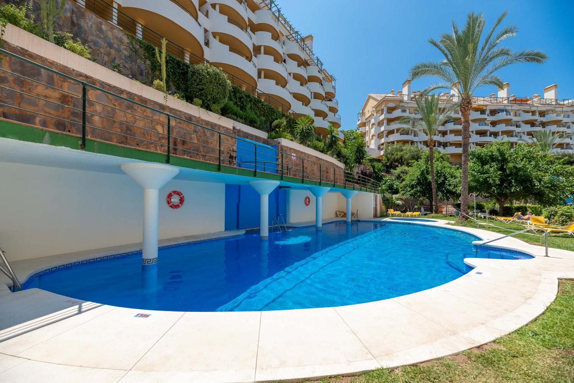 Elegant 2 Bdrm Penthouse With Bbq And Pools Διαμέρισμα Μαρμπέλλα Εξωτερικό φωτογραφία