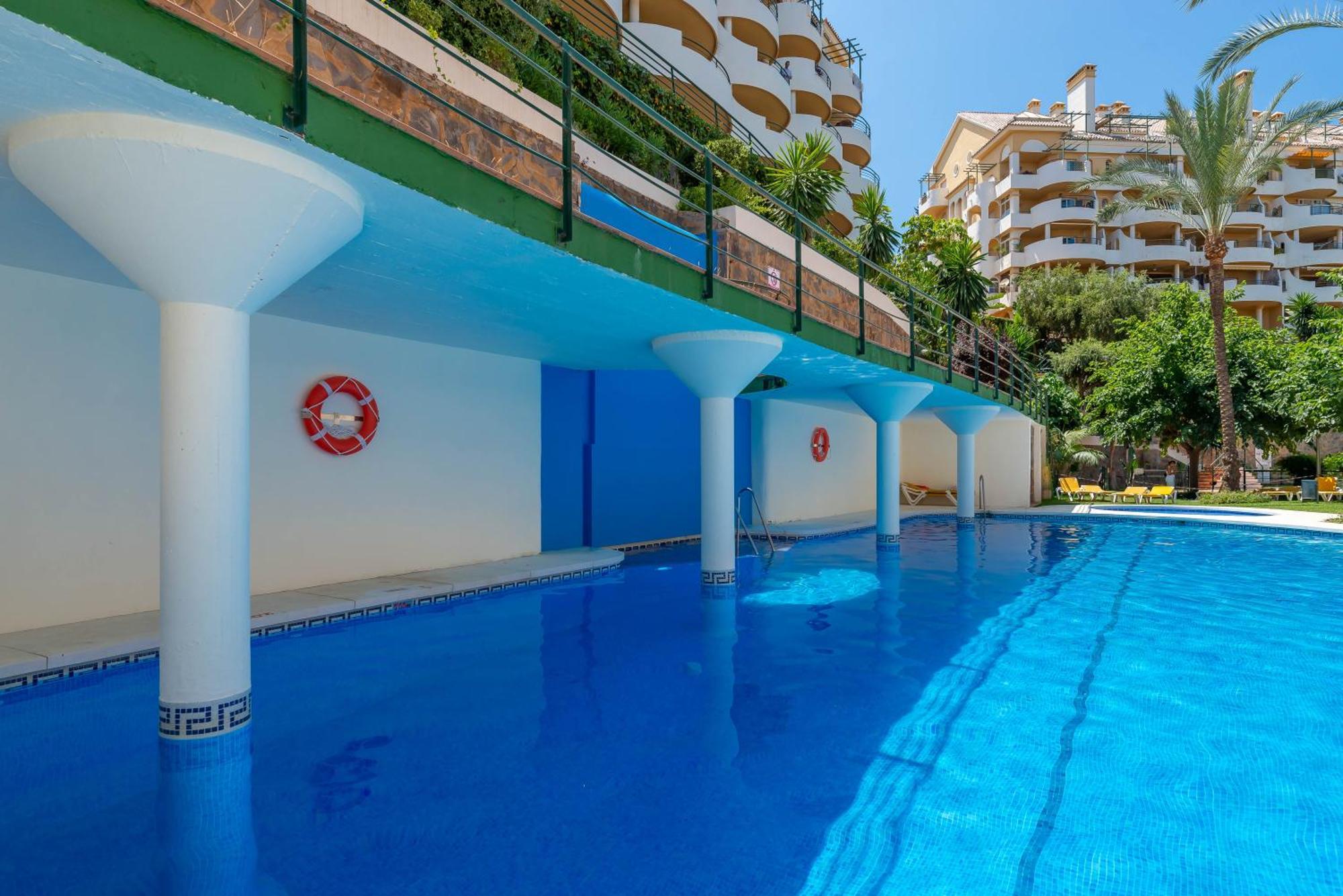 Elegant 2 Bdrm Penthouse With Bbq And Pools Διαμέρισμα Μαρμπέλλα Εξωτερικό φωτογραφία