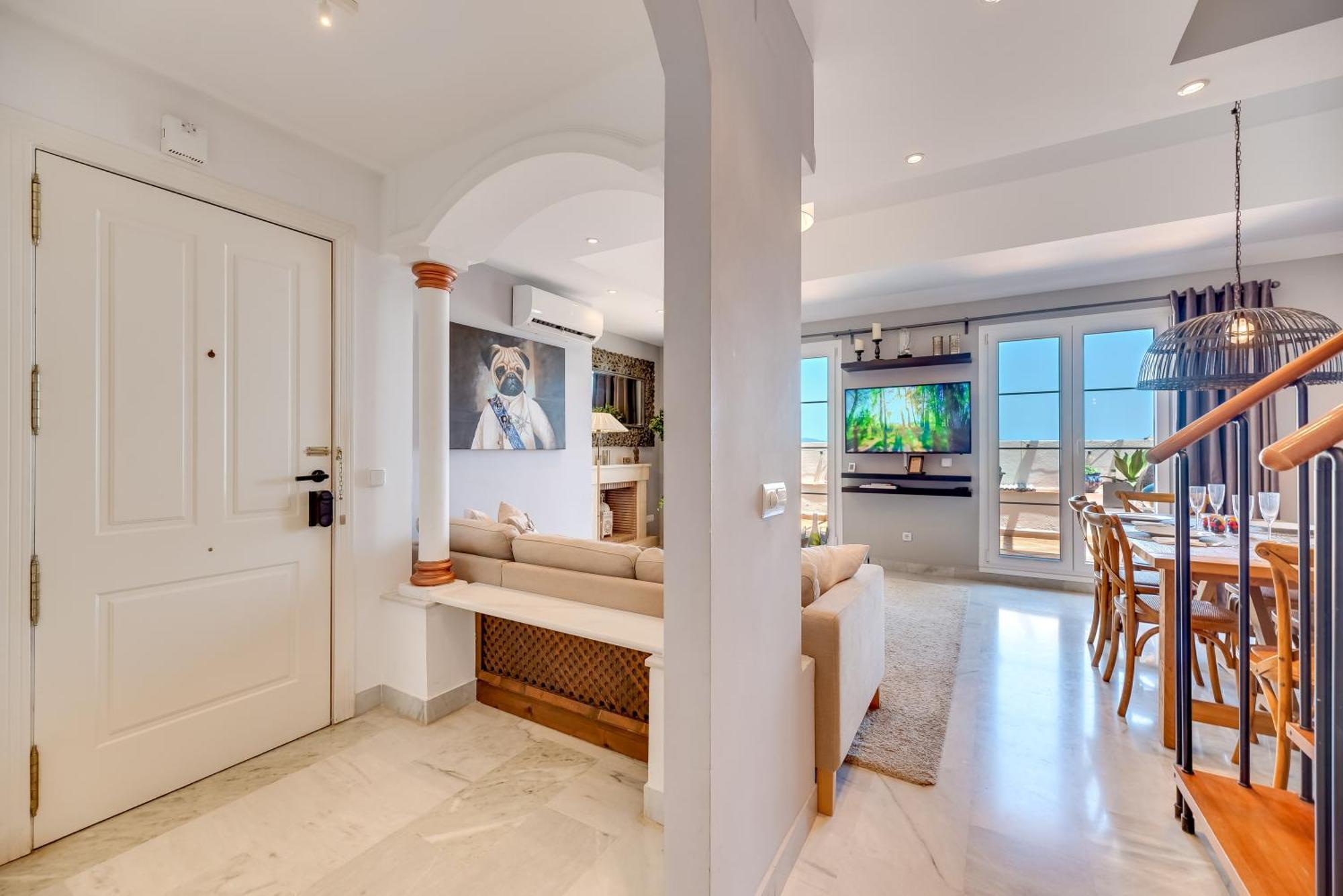 Elegant 2 Bdrm Penthouse With Bbq And Pools Διαμέρισμα Μαρμπέλλα Εξωτερικό φωτογραφία