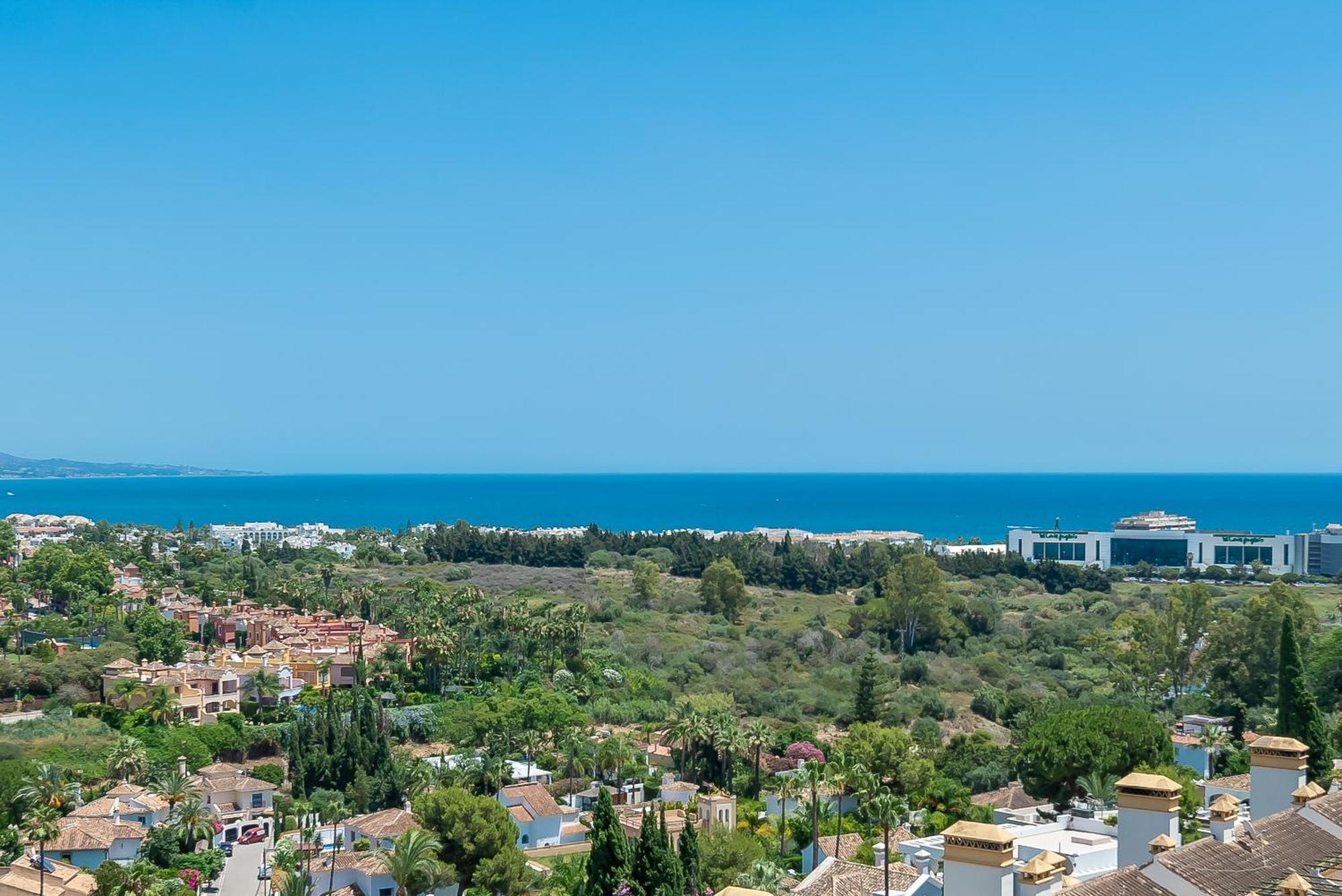 Elegant 2 Bdrm Penthouse With Bbq And Pools Διαμέρισμα Μαρμπέλλα Εξωτερικό φωτογραφία